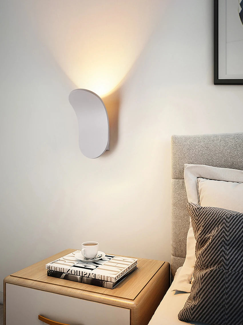 Minimalist Rotatable Aluminum Wall Sconce – Black, White or Gold