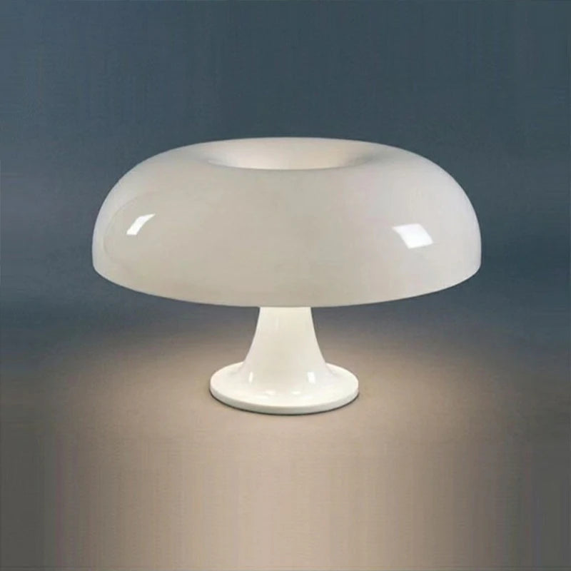 Pilz LED Tischleuchte — 3-farbig dimmbar | AlohaHome