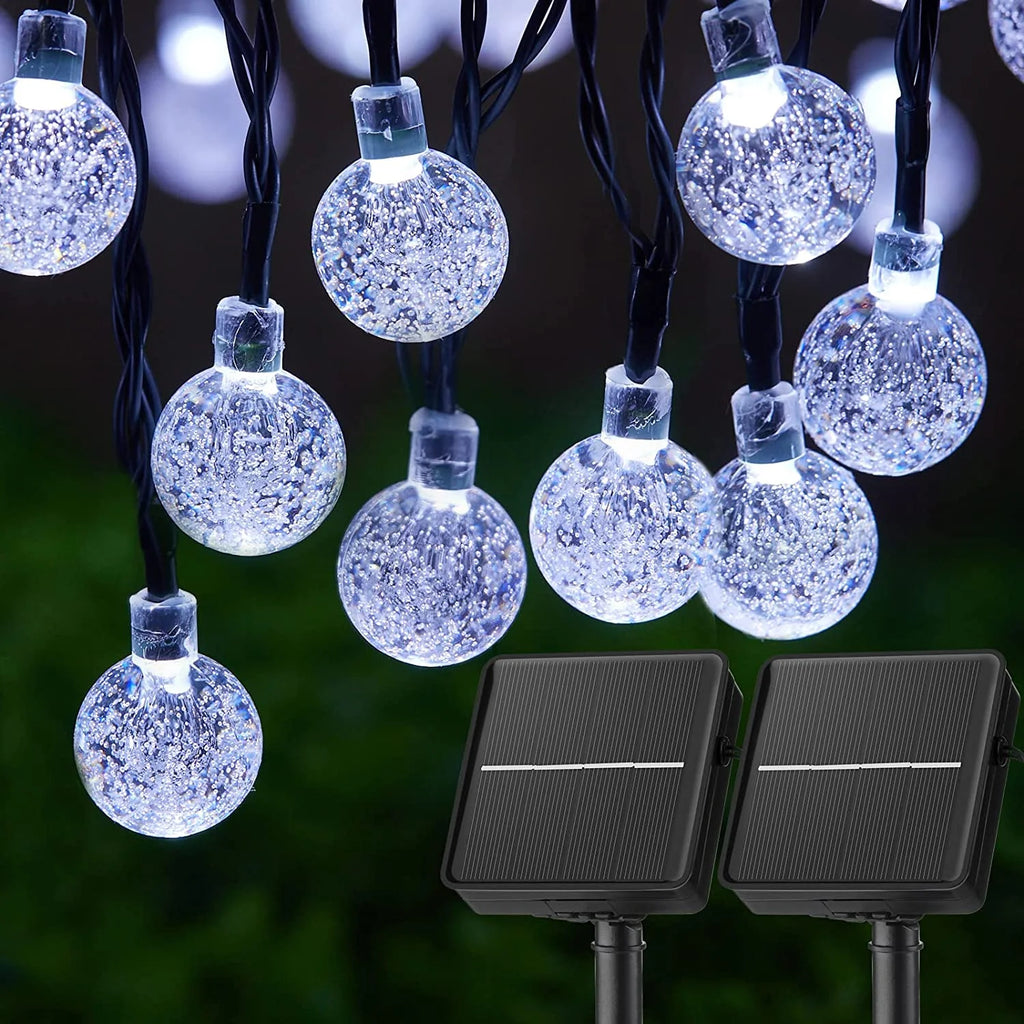 Solarne LED lampice u obliku kristalne kugle – vanjska vrtna i party rasvjeta