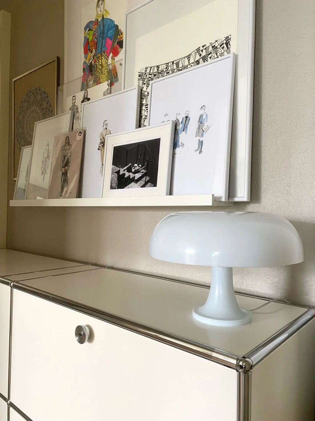 Pilz LED Tischleuchte — 3-farbig dimmbar | AlohaHome