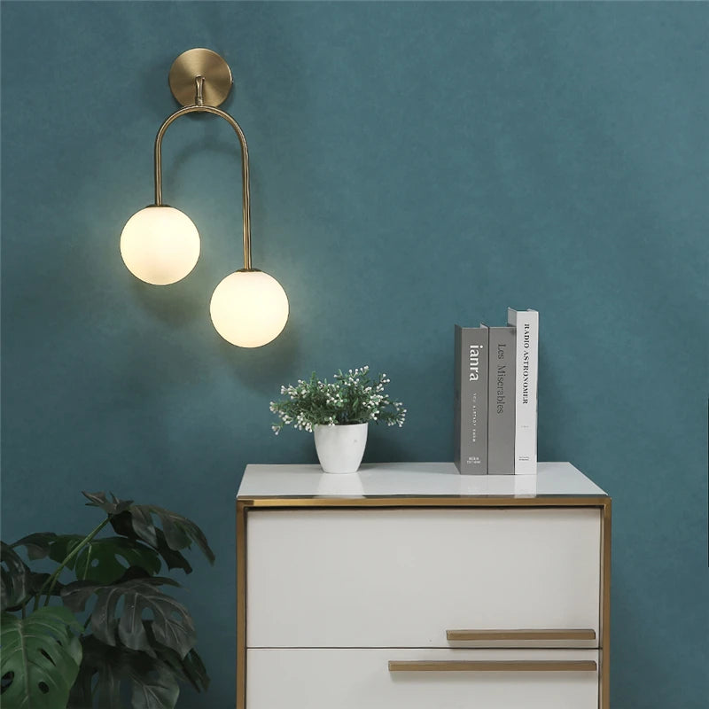 Moderne Glaskugel-Wandleuchte – Doppelte LED-Wandleuchte